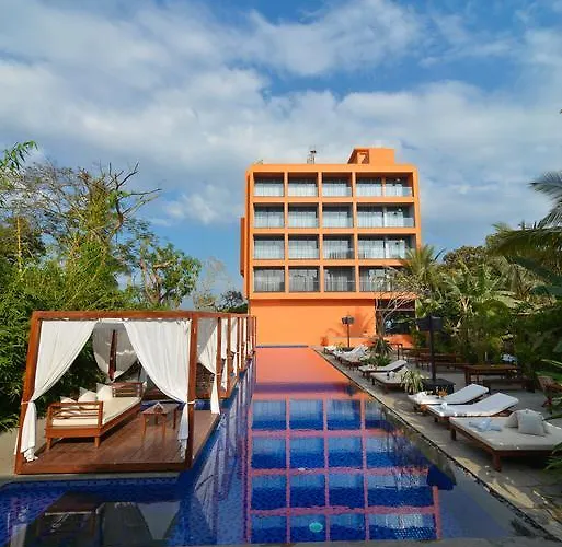 Sinq Party Hotel - No Male Stags Allowed