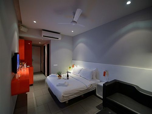 Sinq Party - No Male Stags Allowed 3* Candolim